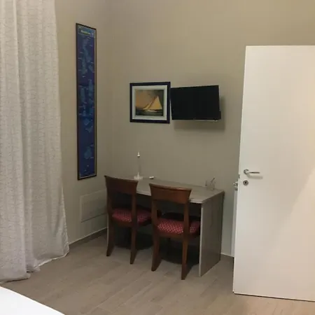 Appartamento 4 *